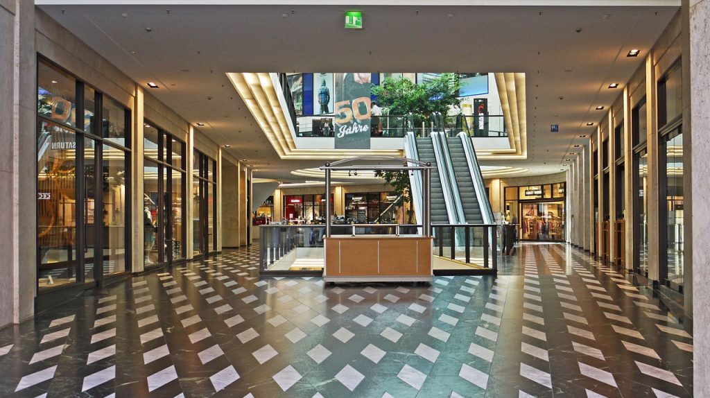 LED lighting in Australian mall 